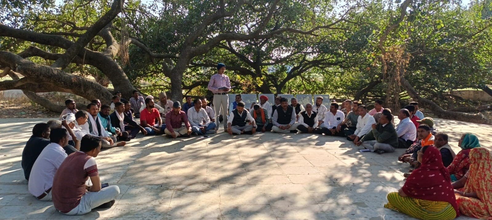 Panchayat headquarters will be between Jhadol-Maddi and Bagpura, consensus reached